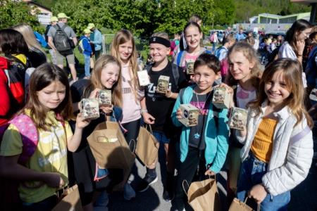 PIVKA DRŽAVNO TEKMOVANJE MLADIH ČEBELARJEV 11.5.2024 - Valter Leban-9394 (Small)